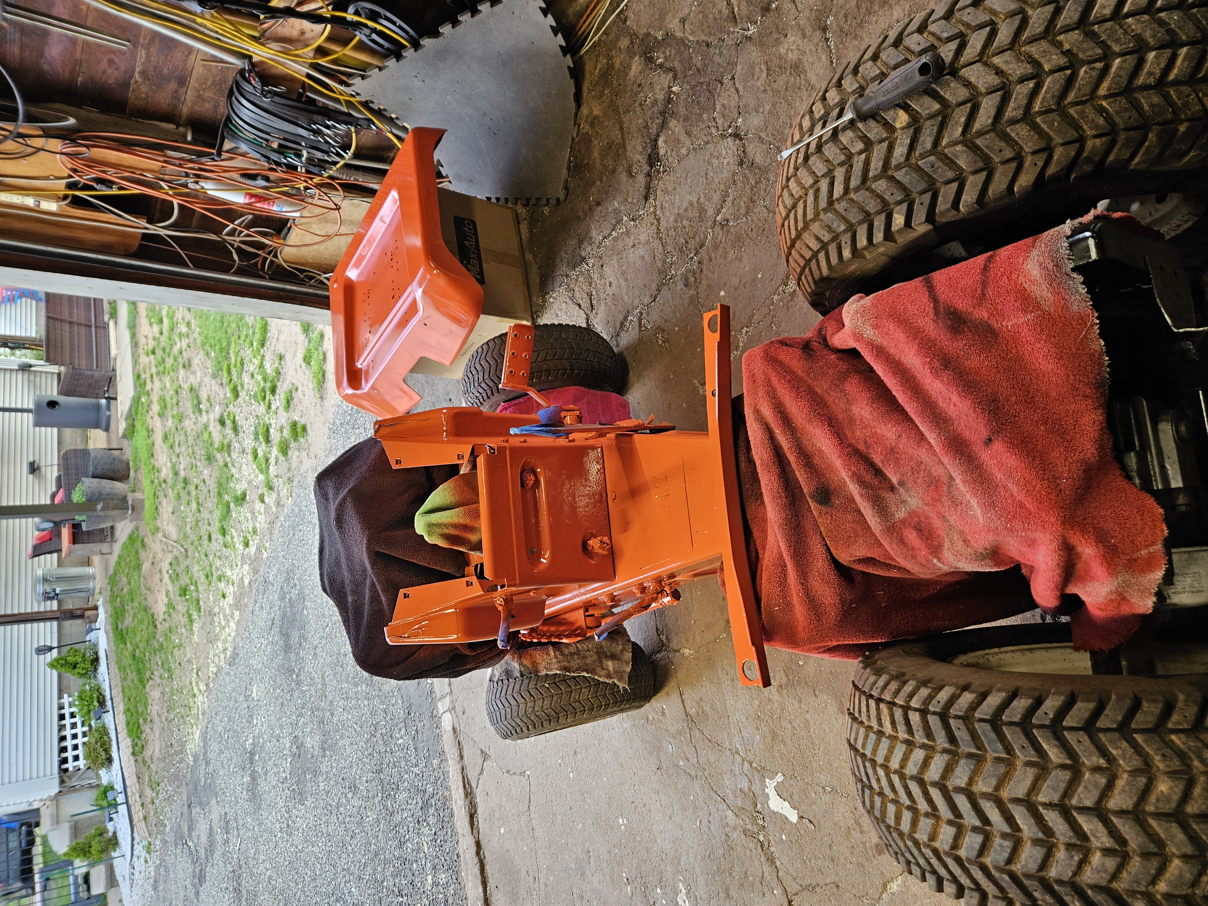 Simplicity 7016 frame freshly painted