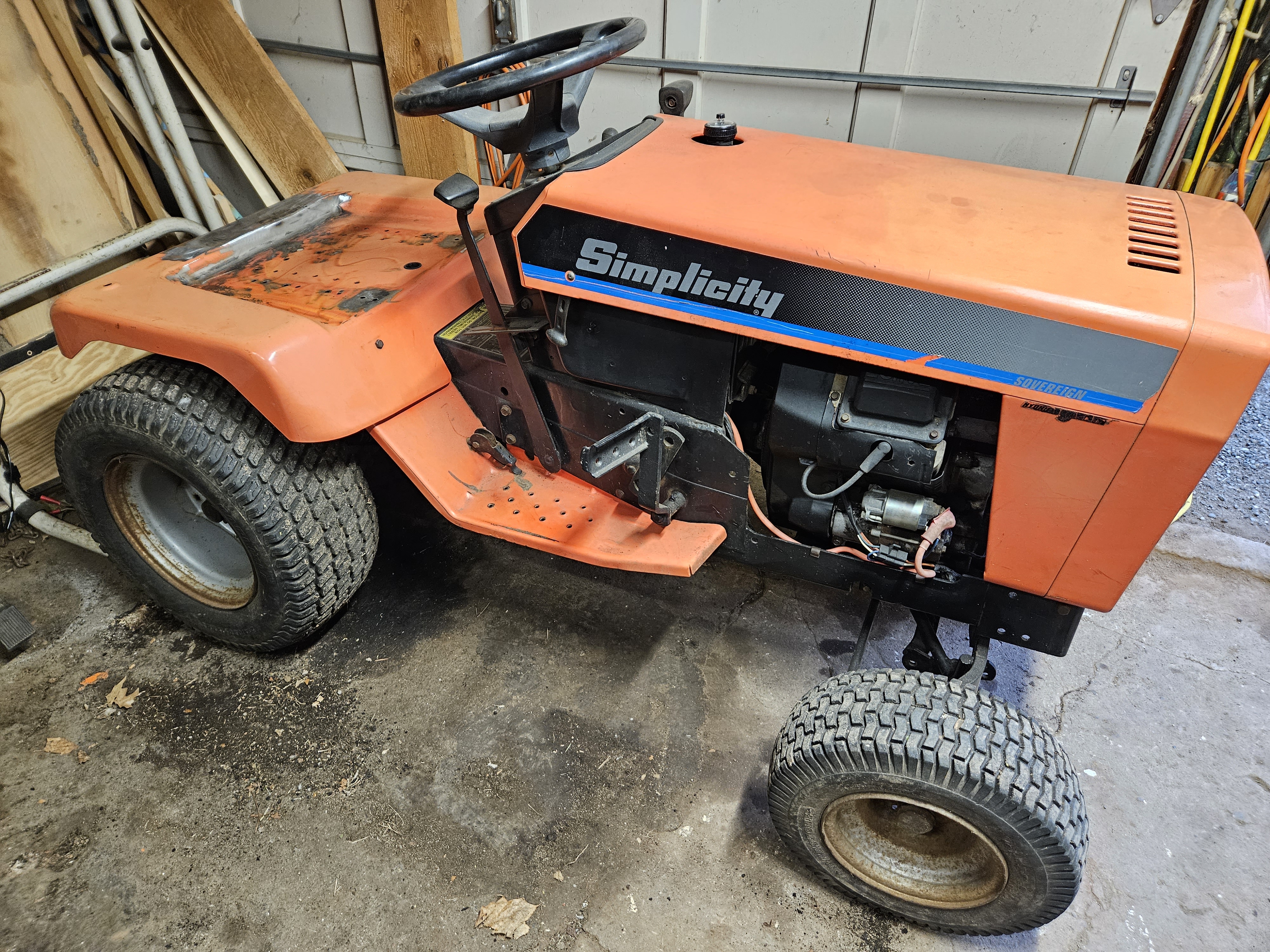 Simplicity Sovereign 18 before restoration